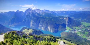 Blick vom Wanderweg auf dem Königssee