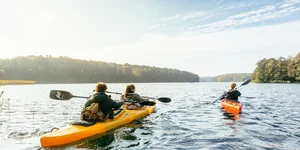 Kajakfahrer in der Mecklenburgischen Seenplatte